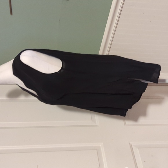 Banana Republic Large black sleeveless tank shell SILK gorgeous lightweight - Picture 5 of 10